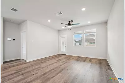 205 Firefox Way, Jarrell, TX 76537 - Photo 7