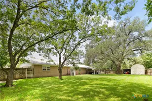 508 W Johnson St, Cuero, TX 77954 - Photo 21