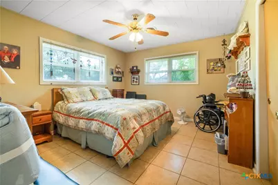 508 W Johnson Street, Cuero, TX 77954 - Photo 11