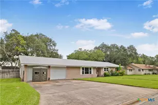 508 W Johnson St, Cuero, TX 77954 - Photo 23