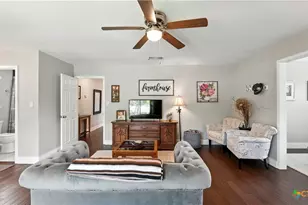 130 Oak Ridge Dr, New Braunfels, TX 78132 - Photo 25