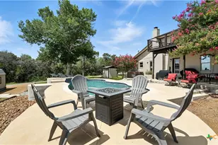 130 Oak Ridge Dr, New Braunfels, TX 78132 - Photo 3