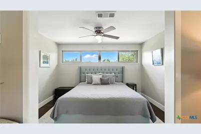 130 Oak Ridge Drive, New Braunfels, TX 78132 - Photo 23