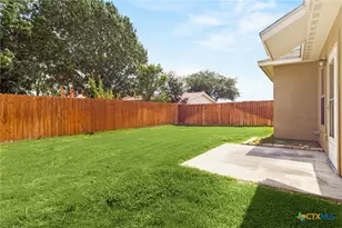 152 Navarro Xing, Seguin, TX 78155 - Photo 15