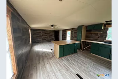 408 Debbie Street, Victoria, TX 77905 - Photo 9