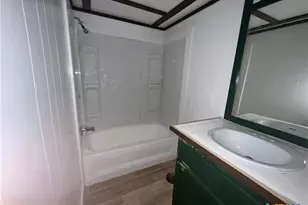 408 Debbie St, Victoria, TX 77905 - Photo 7