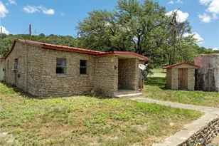 1338 County Rd 2998, Evant, TX 76525 - Photo 25