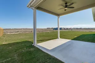 188 Turnberry Dr, La Vernia, TX 78121 - Photo 21