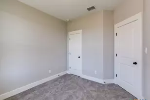 188 Turnberry Dr, La Vernia, TX 78121 - Photo 13