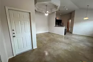 271 Rosalie Dr, New Braunfels, TX 78130 - Photo 5