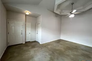 271 Rosalie Dr, New Braunfels, TX 78130 - Photo 9