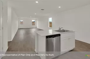 1030 Gladys Run, Seguin, TX 78155 - Photo 7