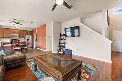 326 Comal Run, Hutto, TX 78634 - Photo 11