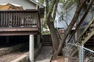 184 E Lincoln St, New Braunfels, TX 78130 - Photo 41