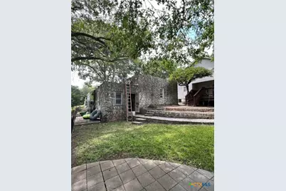 184 E Lincoln Street, New Braunfels, TX 78130 - Photo 39