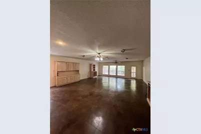 184 E Lincoln Street, New Braunfels, TX 78130 - Photo 7