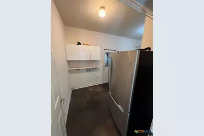 184 E Lincoln Street, New Braunfels, TX 78130 - Photo 23