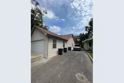 184 E Lincoln Street, New Braunfels, TX 78130 - Photo 43