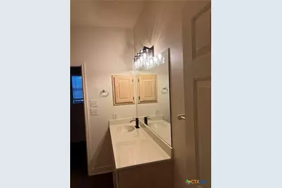 184 E Lincoln Street, New Braunfels, TX 78130 - Photo 17