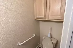 184 E Lincoln St, New Braunfels, TX 78130 - Photo 19