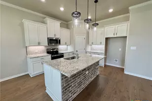 229 Desert Holly Dr, Temple, TX 76502 - Photo 7