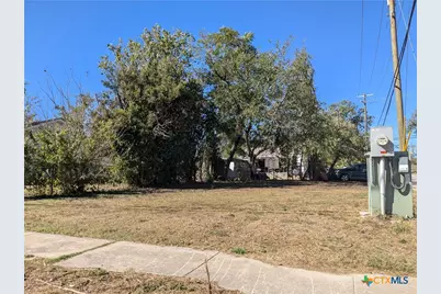 309 W Avenue P, Temple, TX 76504 - Photo 5