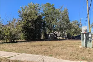 309 W Avenue P, Temple, TX 76504 - Photo 5