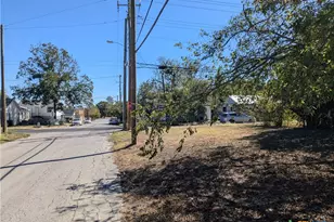 309 W Avenue P, Temple, TX 76504 - Photo 23