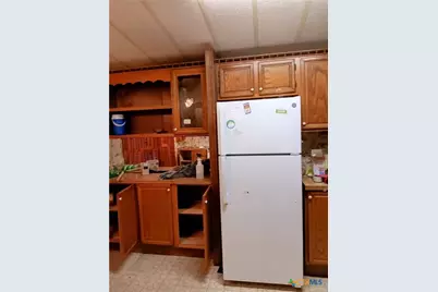 208 Antelope Circle, Victoria, TX 77904 - Photo 5