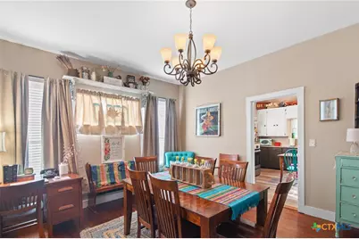 437 E 7th Street, Yorktown, TX 78164 - Photo 7