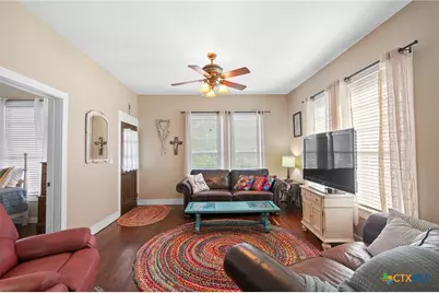 437 E 7th Street, Yorktown, TX 78164 - Photo 5