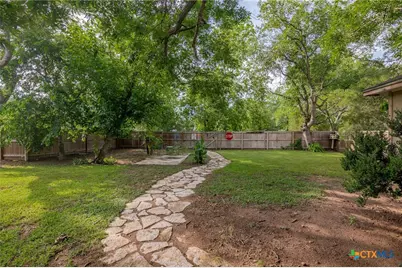 437 E 7th Street, Yorktown, TX 78164 - Photo 25