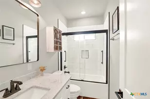 1474 County Rd 342, La Vernia, TX 78121 - Photo 29