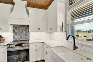 1474 County Rd 342, La Vernia, TX 78121 - Photo 21