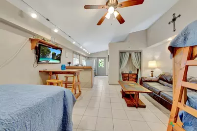 1321 E Zipp Road, New Braunfels, TX 78130 - Photo 15