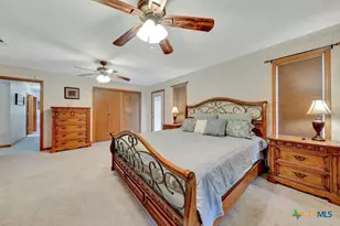 1321 E Zipp Rd, New Braunfels, TX 78130 - Photo 29