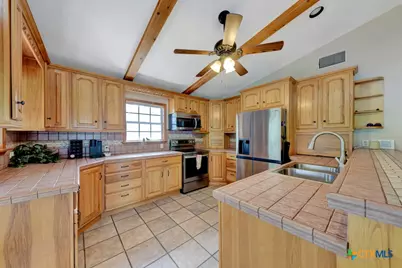 1321 E Zipp Road, New Braunfels, TX 78130 - Photo 23