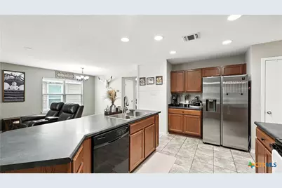 208 Gatewood Cliff, Cibolo, TX 78108 - Photo 13