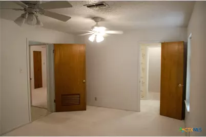 303 E 20th Avenue, Belton, TX 76513 - Photo 17