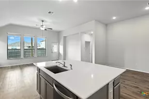 3938 Legend Park, New Braunfels, TX 78130 - Photo 9