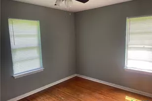 704 E 2nd St, Victoria, TX 77901 - Photo 7