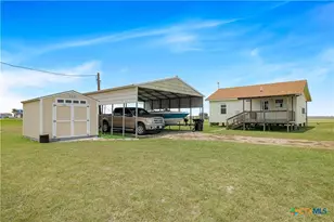 536 Sea Horse Dr, Palacios, TX 77465 - Photo 29