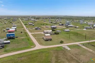 536 Sea Horse Dr, Palacios, TX 77465 - Photo 5