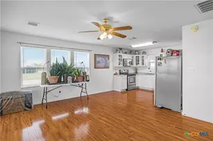 536 Sea Horse Dr, Palacios, TX 77465 - Photo 11