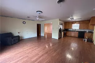 205 S College St, Troy, TX 76579 - Photo 7