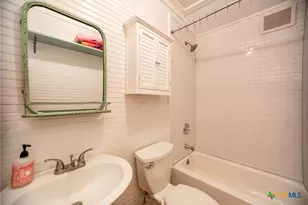 50 Catherine St, Port Lavaca, TX 77979 - Photo 17