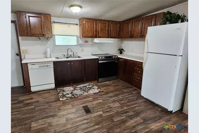 2113 Zion Hill Road, Seguin, TX 78155 - Photo 11