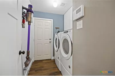 401 Wiltshire Drive, Hutto, TX 78634 - Photo 33