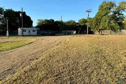 133 Wheeler Street, Stockdale, TX 78160 - Photo 7