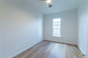 401 S 11th St, Temple, TX 76504 - Photo 17